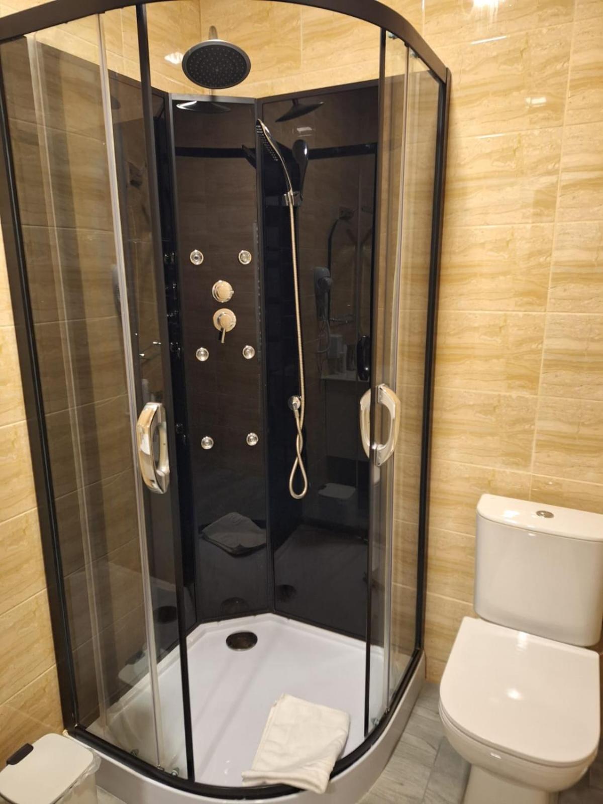 Comfort Stay, Ev, Parking Boleslawiec  Exterior photo