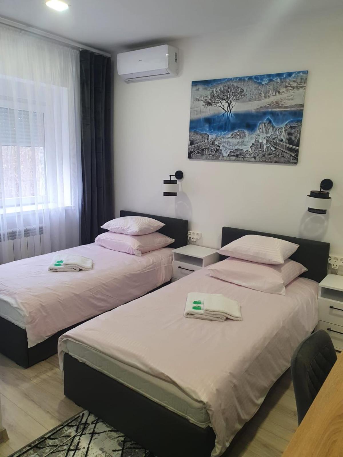 Comfort Stay, Ev, Parking Boleslawiec  Exterior photo