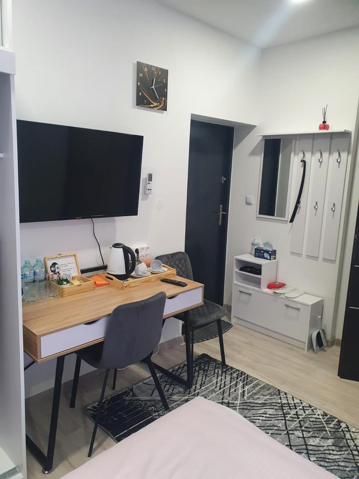 Comfort Stay, Ev, Parking Boleslawiec  Exterior photo