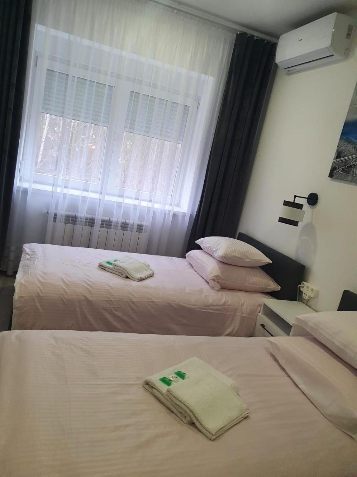 Comfort Stay, Ev, Parking Boleslawiec  Exterior photo