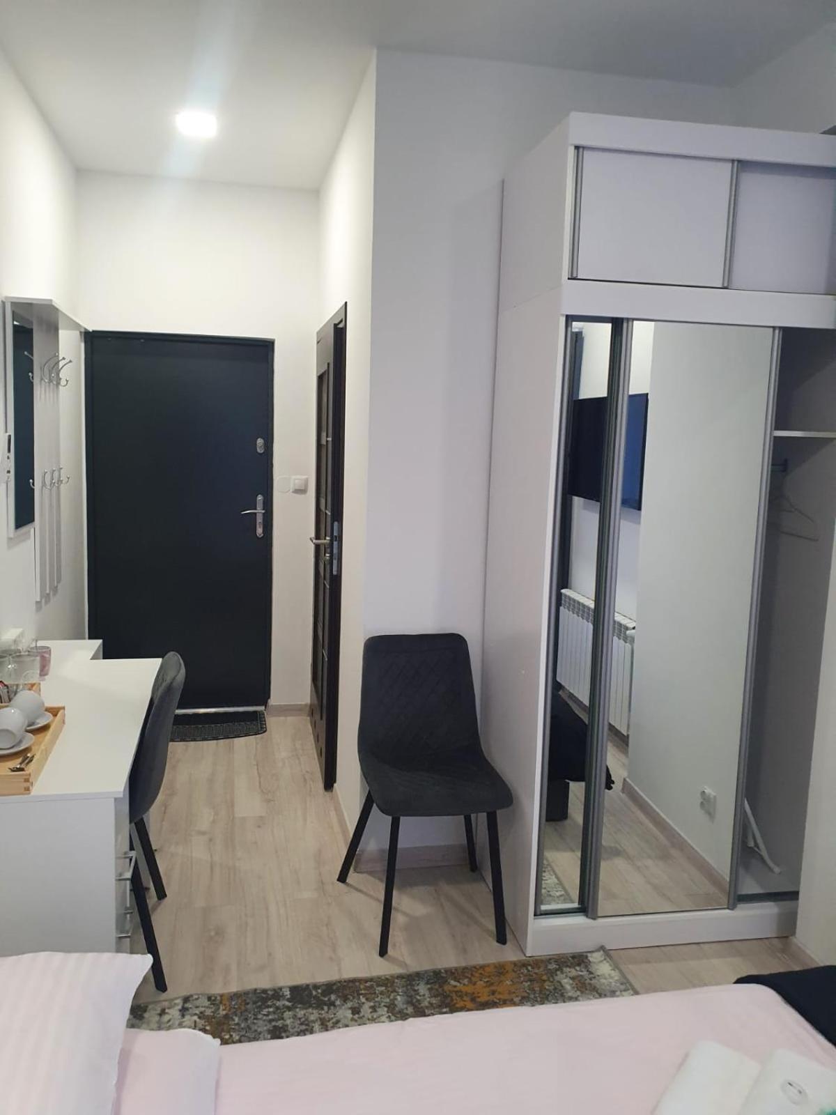 Comfort Stay, Ev, Parking Boleslawiec  Exterior photo
