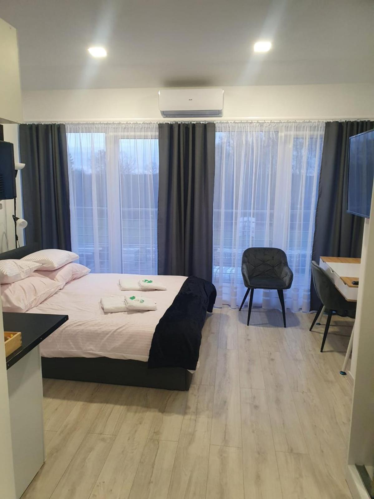 Comfort Stay, Ev, Parking Boleslawiec  Exterior photo