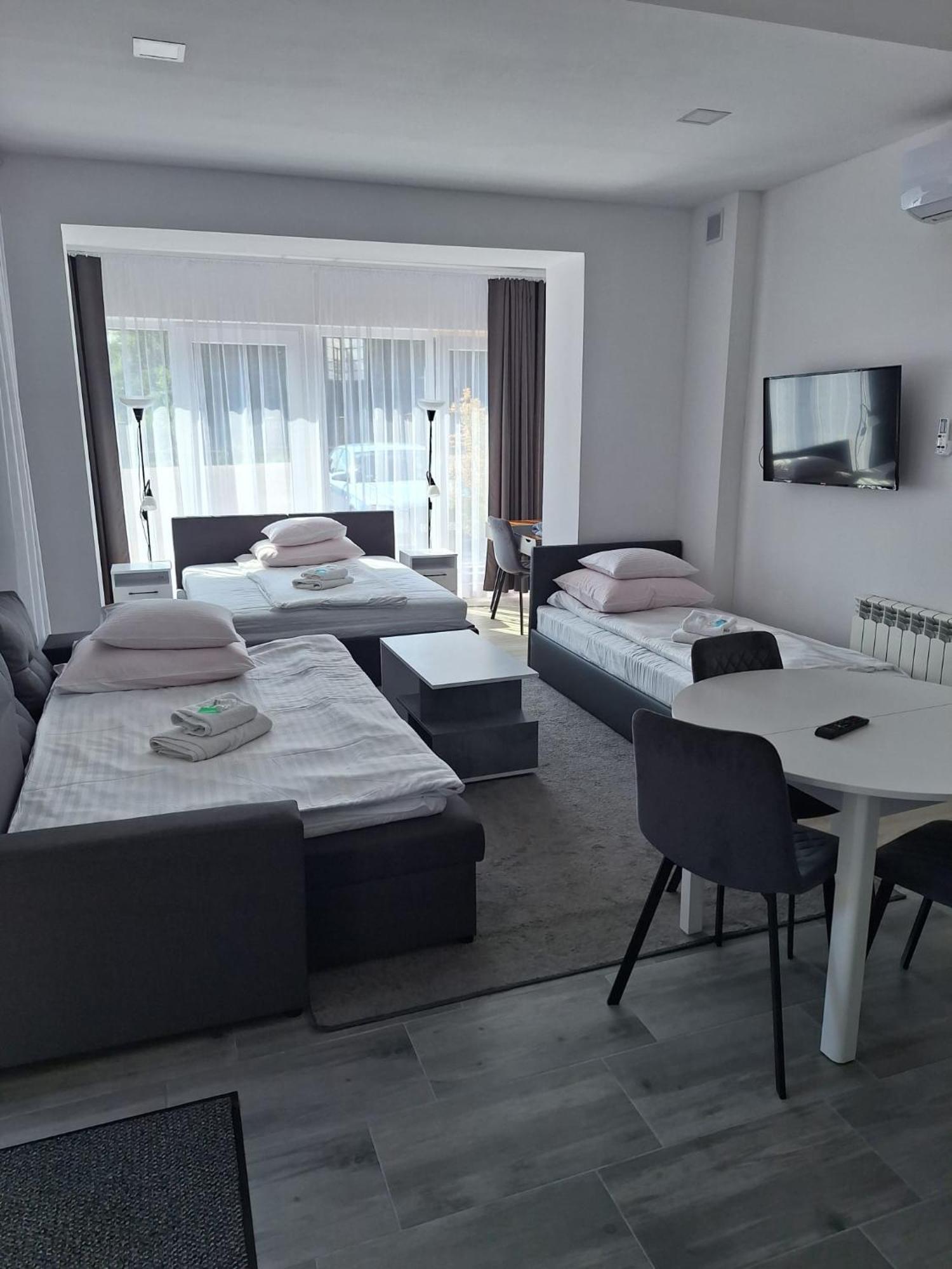 Comfort Stay, Ev, Parking Boleslawiec  Exterior photo
